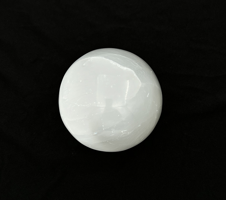 107924selenite Crystal Life