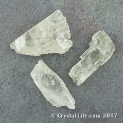 HIddenite specimen - large