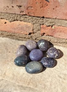 112290-grape-agate