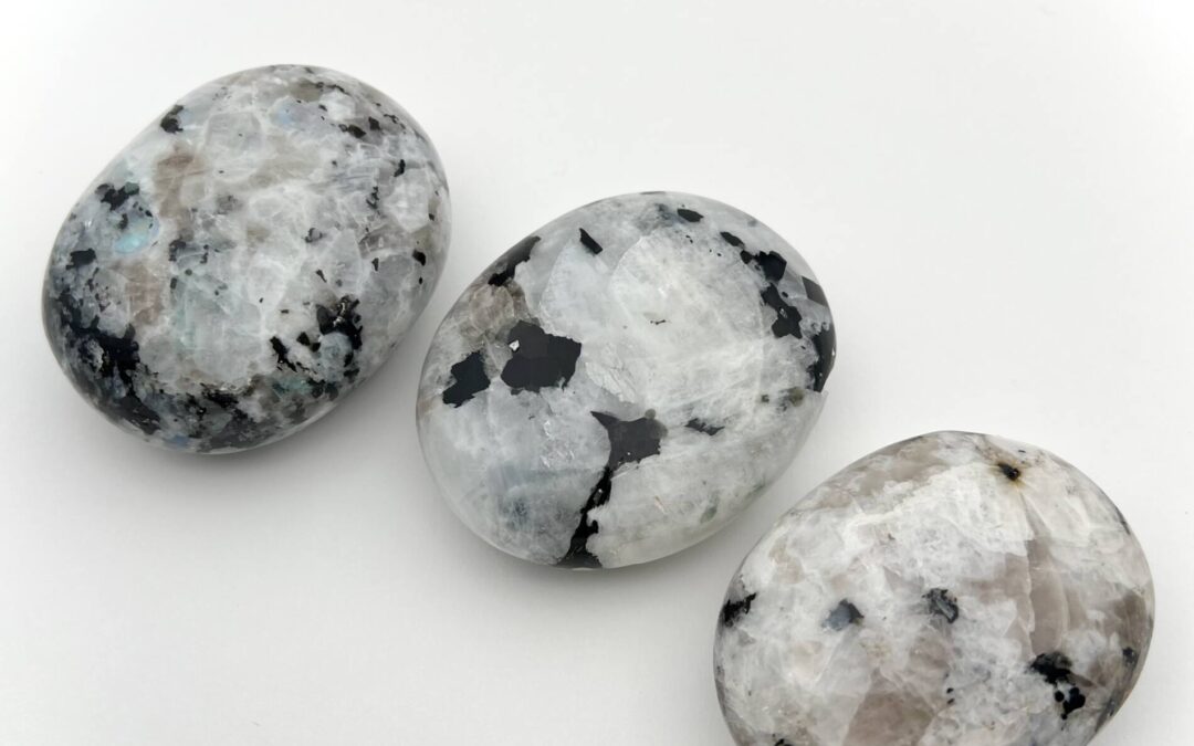 08 August Birthstones