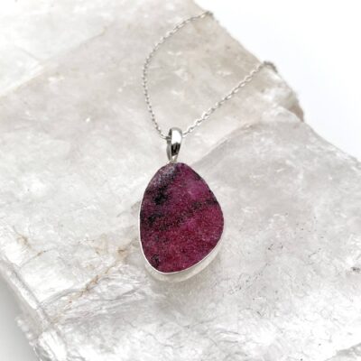 Cobalto Calcite Bezel Pendant