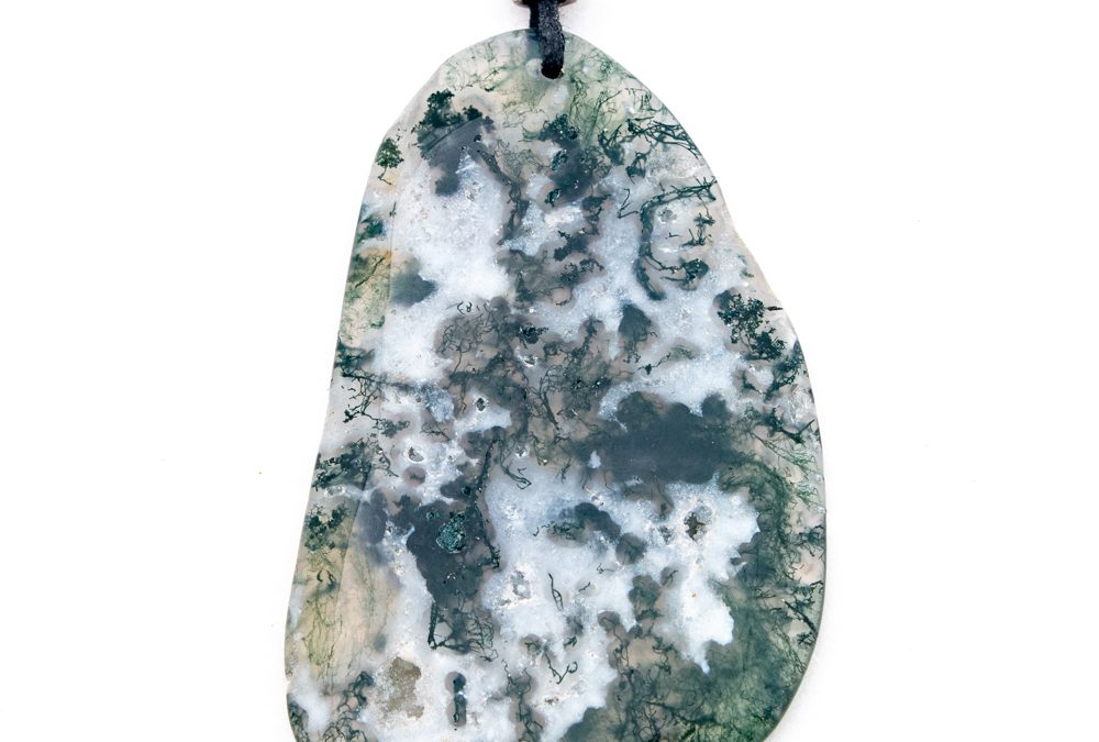 Moss Agate Pendant – Corded