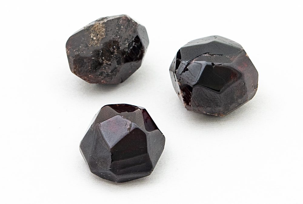 Garnet – Polished Facetted